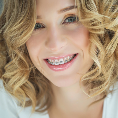 Maple Dental | Invisalign®, Dental Cleanings and Digital Radiography